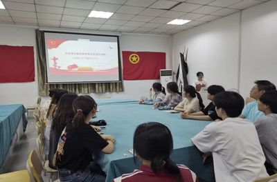 【院級活動】藝術(shù)設(shè)計學(xué)院舉辦五四青年節(jié)主題團日活動